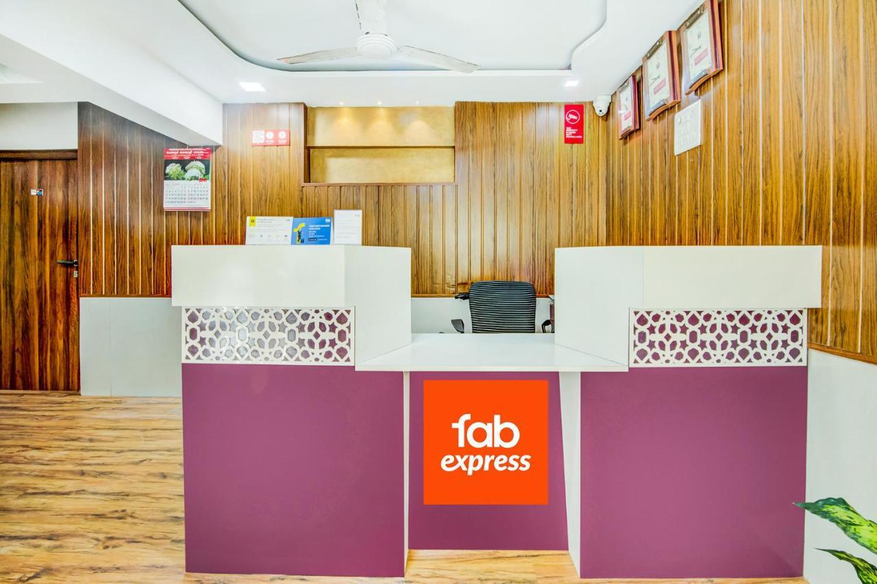 Hotel Fabexpress Terminus Square Mumbai Exterior foto